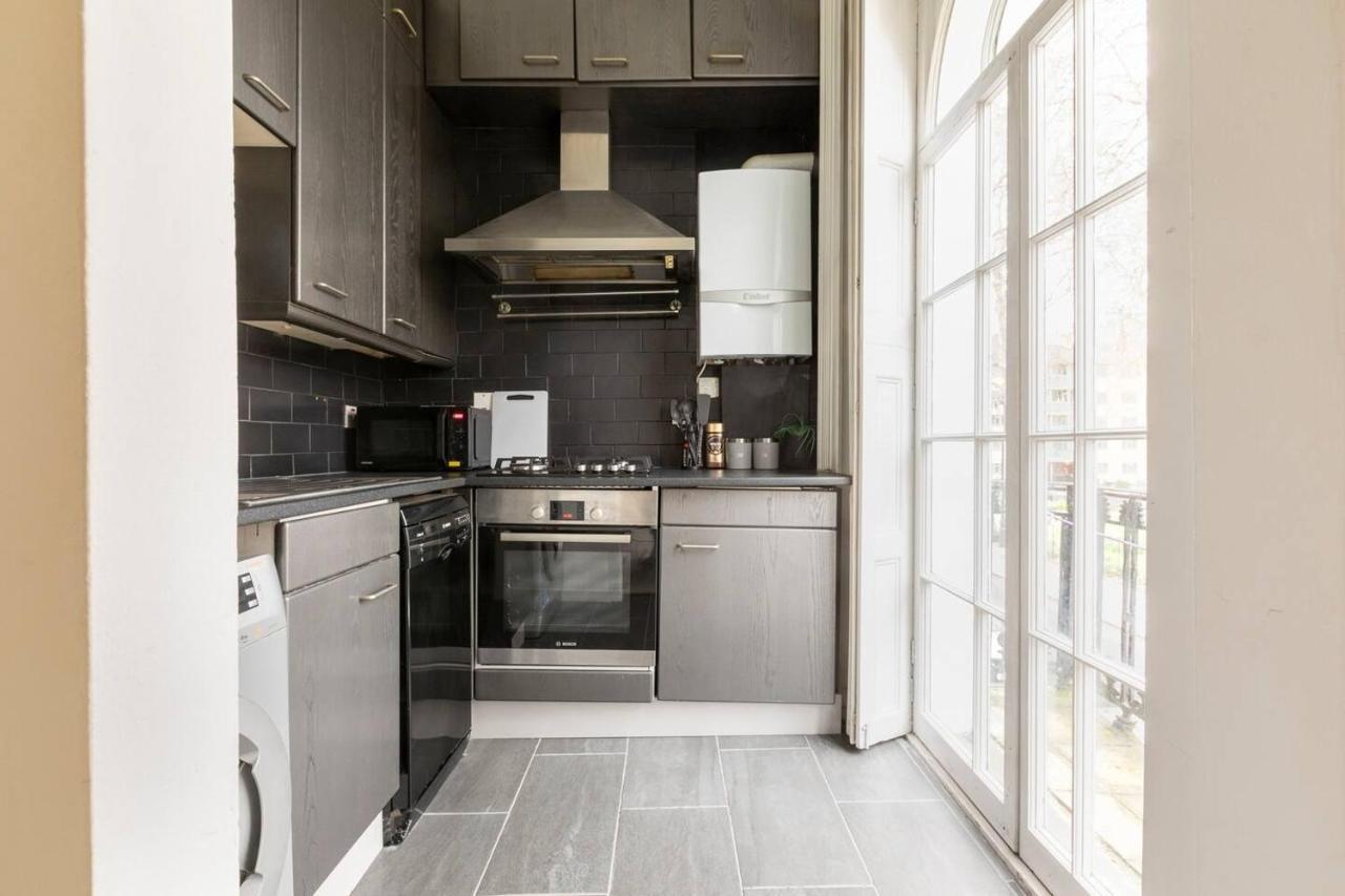 Apartmán Cozy Flat In The Heart Of Londýn Exteriér fotografie